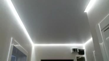 Натяжные потолки с подсветкой в Суздале